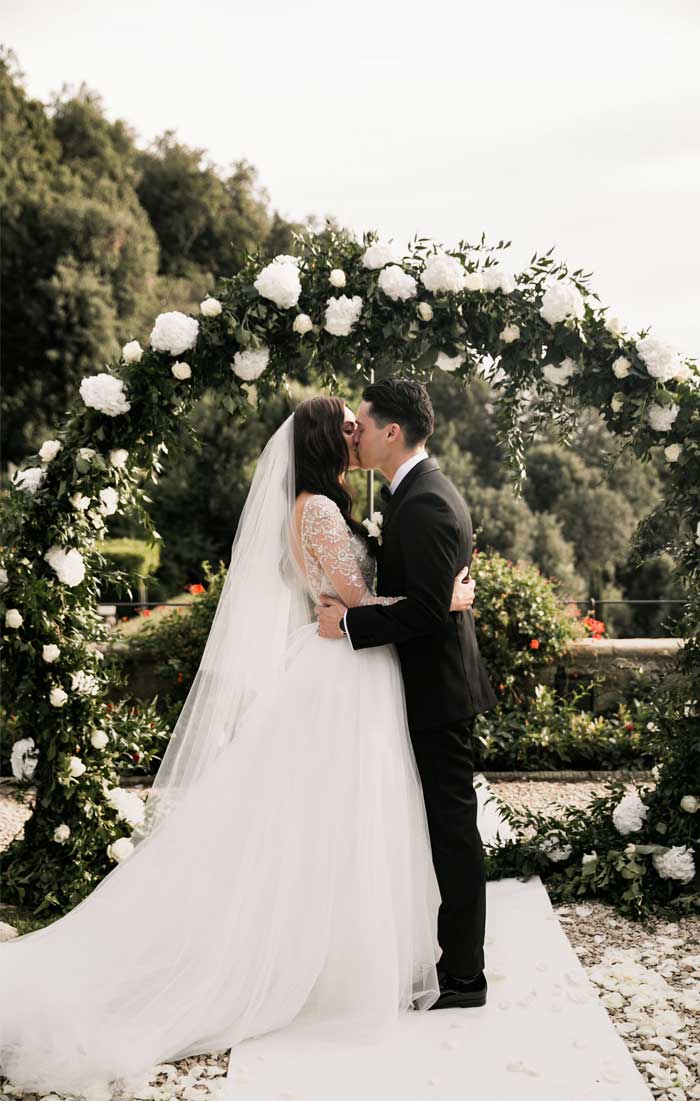 greenery wedding arch, wedding ceremony decorations