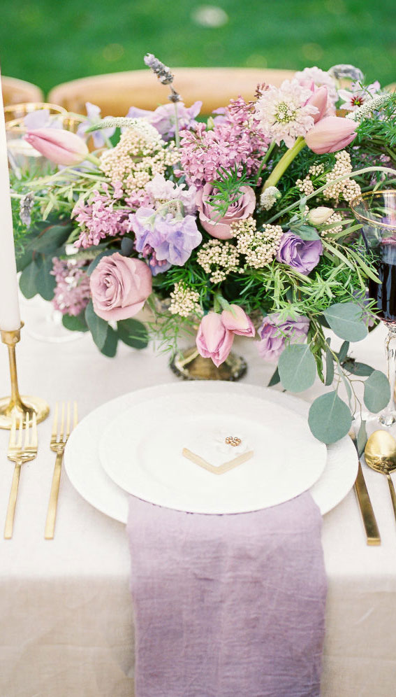 Lavender And Lilac Wedding Colours For Romantic Brides