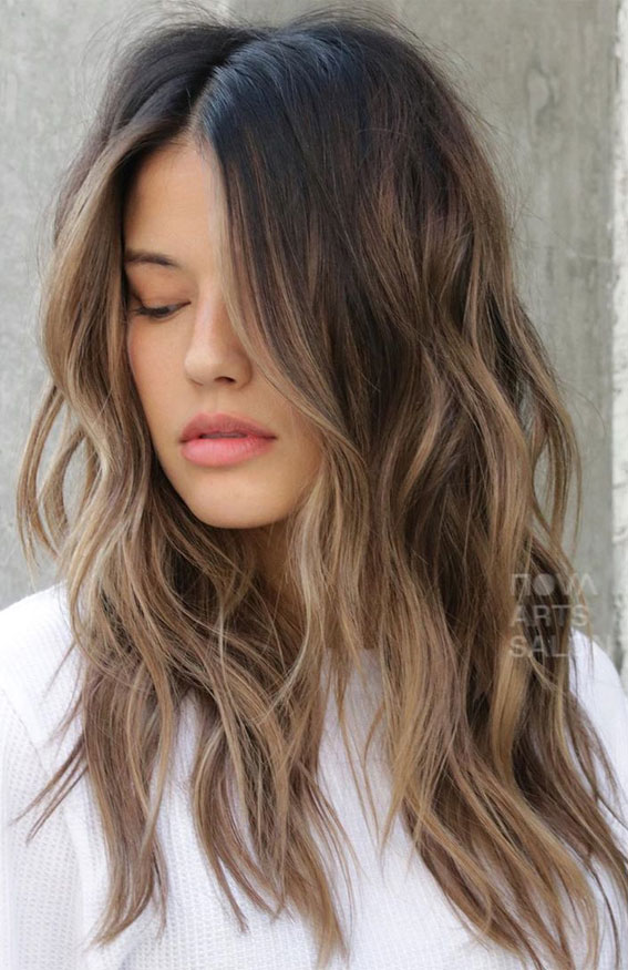 Layered Hair, Layered Lob, Pflegeleichte Haarschnitte, Pflegeleichte Haarschnitte für lockiges Haar, Pflegeleichte Haarschnitte für glattes Haar, pflegeleichte Haarfarbe