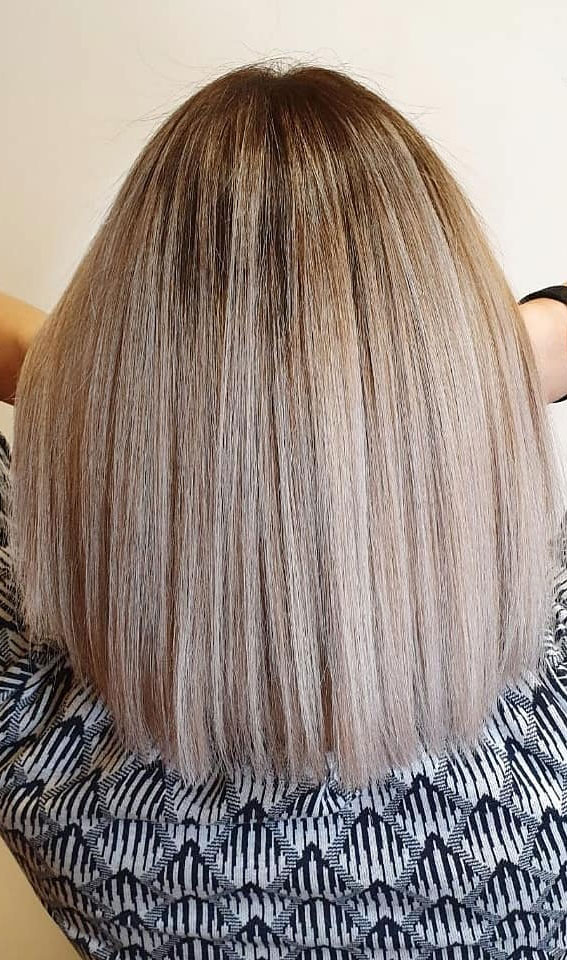 blonde with shadow root and lowlights, blonde root smudge, blend dark roots with blonde hair, blonde hair with shadow root and lowlights, shadow root blonde, dark roots blonde hair, blonde hair dark roots trend, shadow root blonde balayage