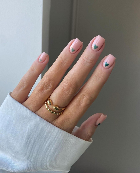 100 Best Valentine’s Day Nails : Simple Short Nails with Green Hearts