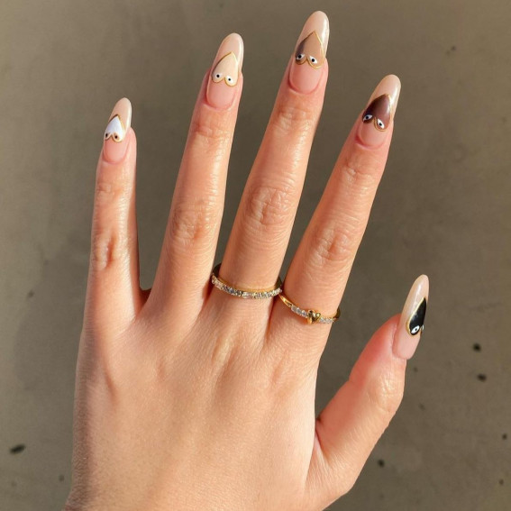 brown valentine's day nails, valentine's day nails 2022, cute nails 2022, trendy nails 2022, valentine nail art, acrylic nails with hearts, heart nails 2022, french heart tip nails, pink nail designs 2021, valentine nails 2022, pink heart nails, simple heart nail designs, love heart nails