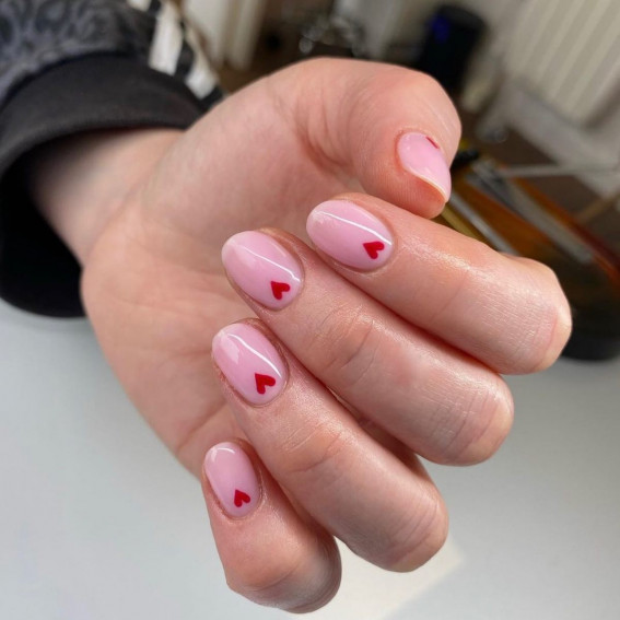 simple valentines day nails, red hear nails, pink nails, minimalist valentines day nails