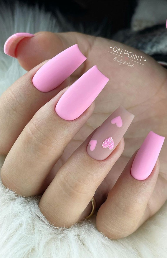 42 Cute Valentine's Day Nails for 2022 : Acrylic Pink Heart Nails