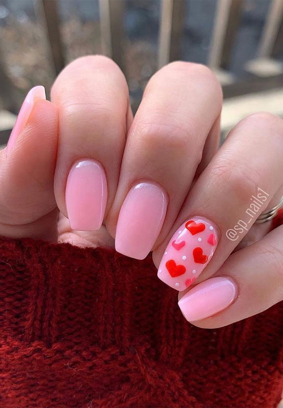 35 Cute Valentine’s Day Nails You’ll Want To Wear : Small Red Heart & Light Pink Nails