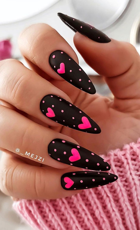 black nails pink heart, pink heart nails, valentine nails 2022, love heart nails