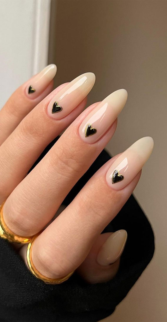 35 Cute Valentine’s Day Nails You’ll Want To Wear : Black Heart Nails