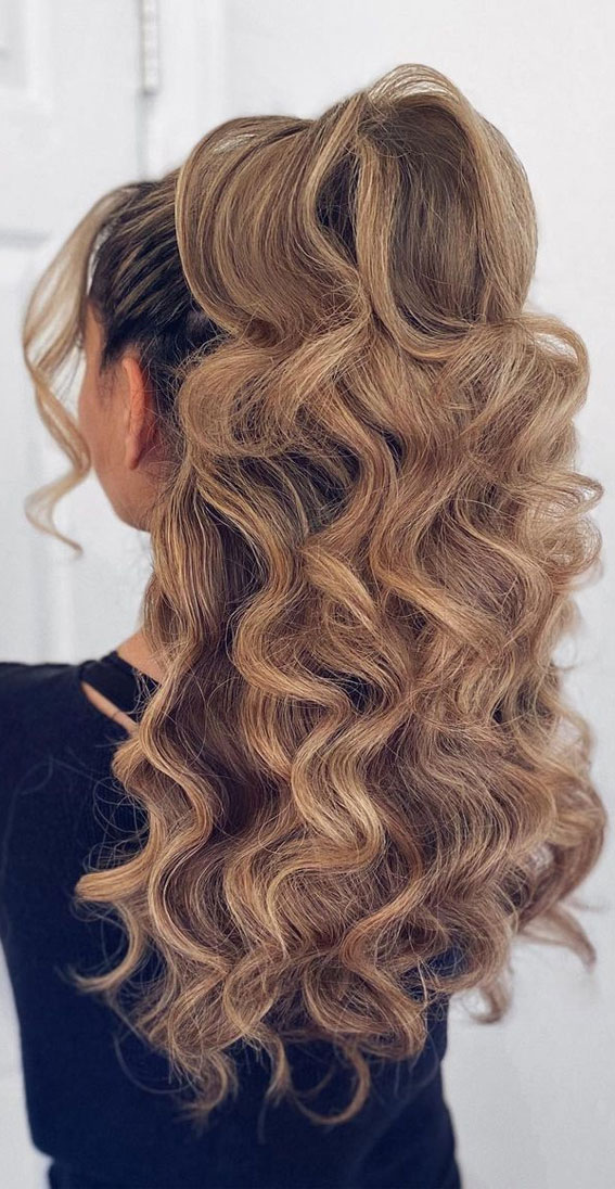 50 Breathtaking Prom Hairstyles For An Unforgettable Night : Voluminous  Ponytail Curls 1 - Fab Mood | Wedding Colours, Wedding Themes, Wedding  colour palettes
