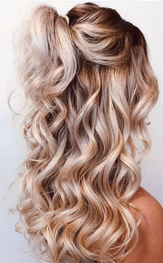 50 Breathtaking Prom Hairstyles For An Unforgettable Night : Voluminous  Textured Half Up 1 - Fab Mood | Wedding Colours, Wedding Themes, Wedding  colour palettes
