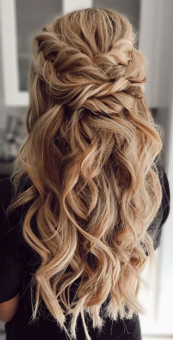 50 Breathtaking Prom Hairstyles For An Unforgettable Night : Chunky Braid Textured Half Up