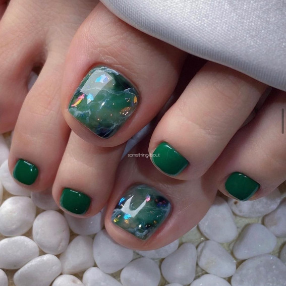 50 Cute Summer Toe Nails for 2022 : Green Marble Toe Nails