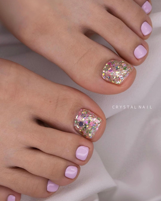 50 Cute Summer Toe Nails for 2022 : Pink Colour + Glittery Toe Nails
