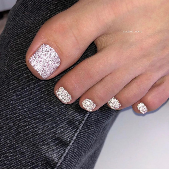 50 Best Wedding Toe Nails : Glittery Silver Toe Nails