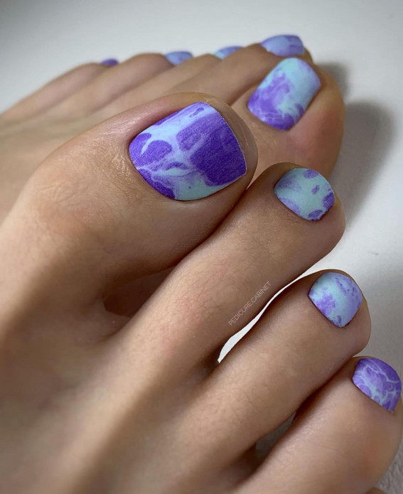 50 Trendy Pedicure Designs To Dress Up Your Toe Nails : Mixed Blue and Purple