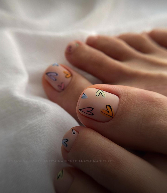 50 Cute Summer Toe Nails for 2022 : Love Heart Matte Toe Nails