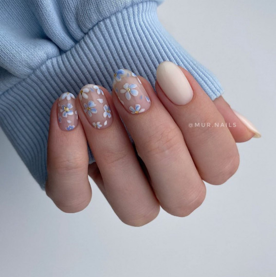 40 Pretty Summer Nails To Wear Right Now : Delicate Floral Natural Round Nails