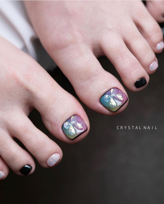 50 Cute Summer Toe Nails for 2022 : Ombre with Bow Embellishment