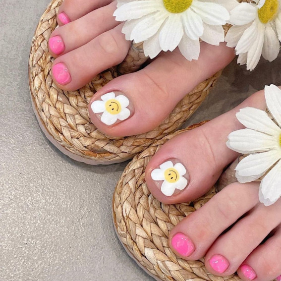 50 Trendy Pedicure Designs To Dress Up Your Toe Nails : Barbie Pink and Daisy Toe Nails