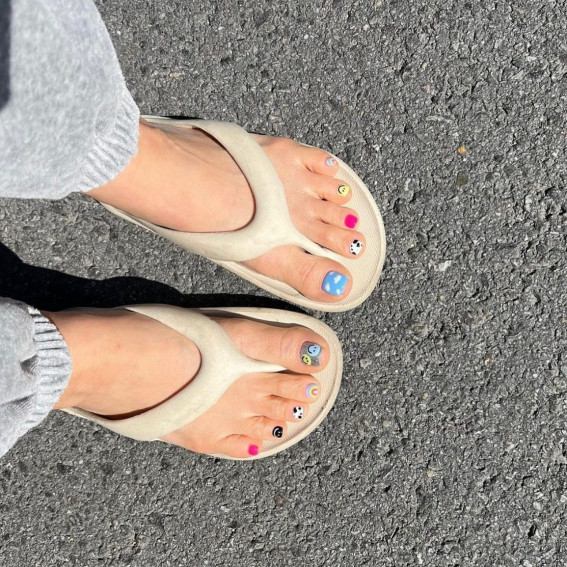 50 Trendy Pedicure Designs To Dress Up Your Toe Nails : Mixed Fun Toe Nails Design