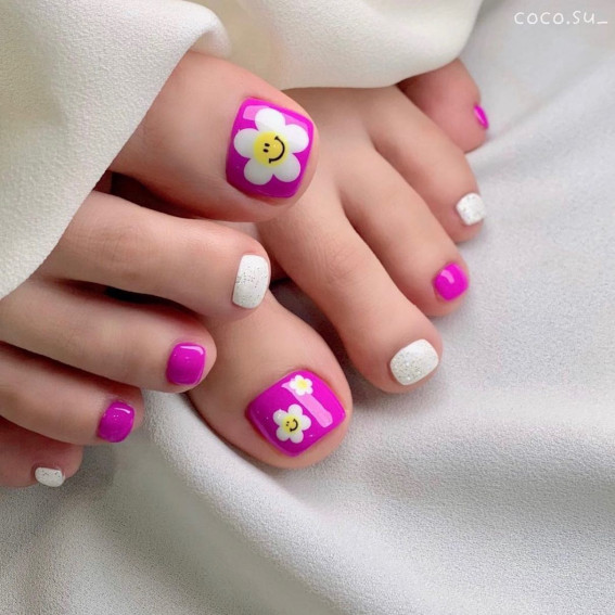 50 Trendy Pedicure Designs To Dress Up Your Toe Nails : Daisy Magenta Toe Nails