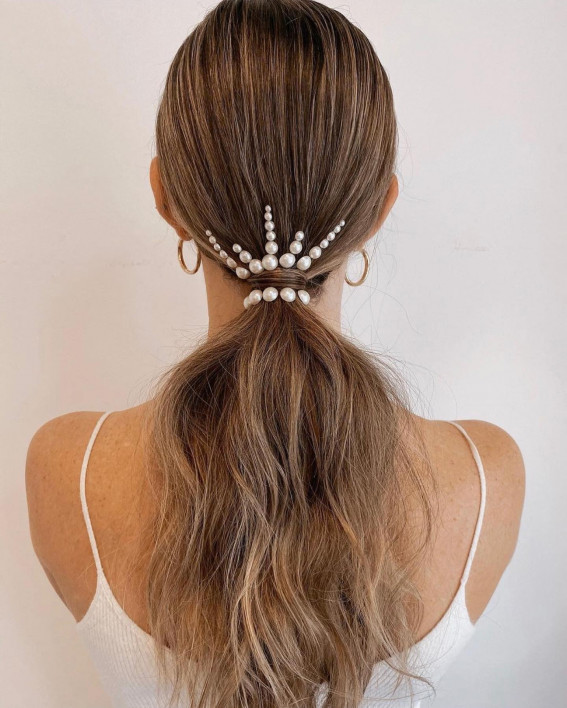 42 Cute and Easy Summer Hairstyles for 2022 : Pony Power + Pearls