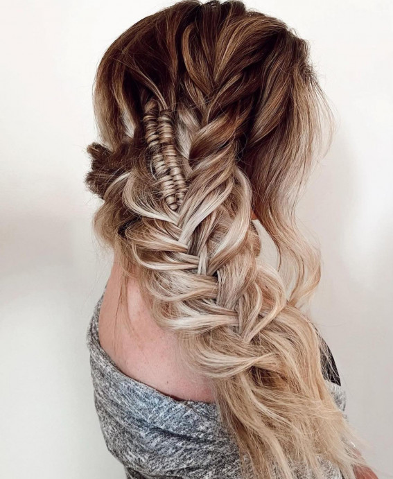 42 Cute and Easy Summer Hairstyles for 2022 : Infinity Braids + Boho Loose Braids