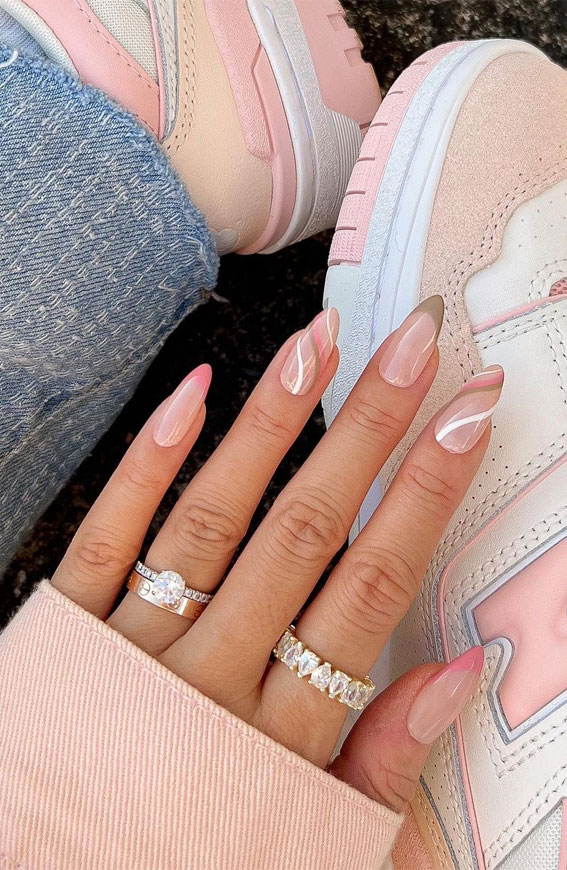 40 Pretty Summer Nails To Wear Right Now : Pink and Brownish Swirl Nails