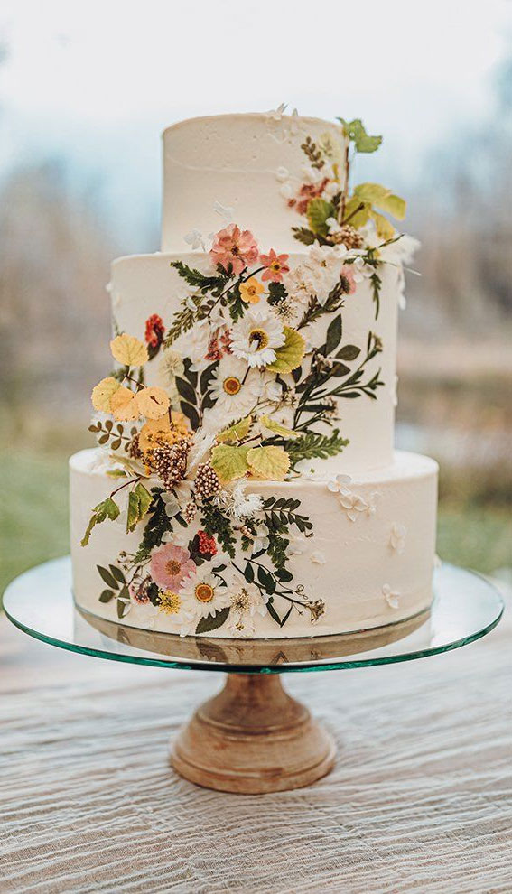 wedding cake, buttercream wedding cake, dried flower wedding cake, press floral wedding cake