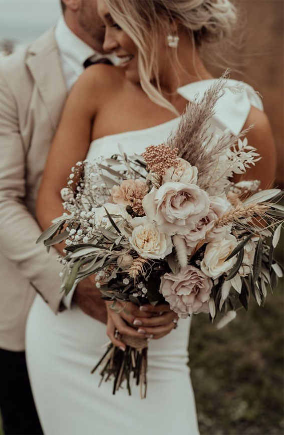 neutral wedding, neutral wedding bouquet, neutral wedding ideas