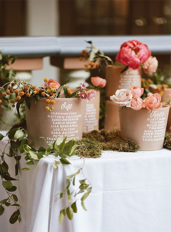 escort card display, outdoor escort card display, boho wedding ideas, flower escort cards