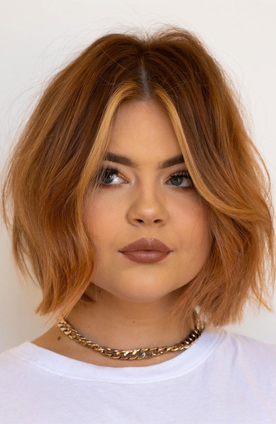 25 Best Haircuts For Round Faces : Softy Blunt Soft Texture Bob