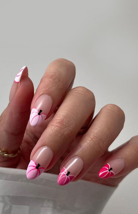 50 Cute Spooky Halloween Nail Ideas : Gradient Pink Pumpkin Tip Nails