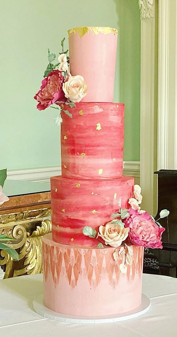 viva magenta wedding cake, wedding cake, wedding cake ideas, pantone color of the year 2023, viva magenta, wedding cake design