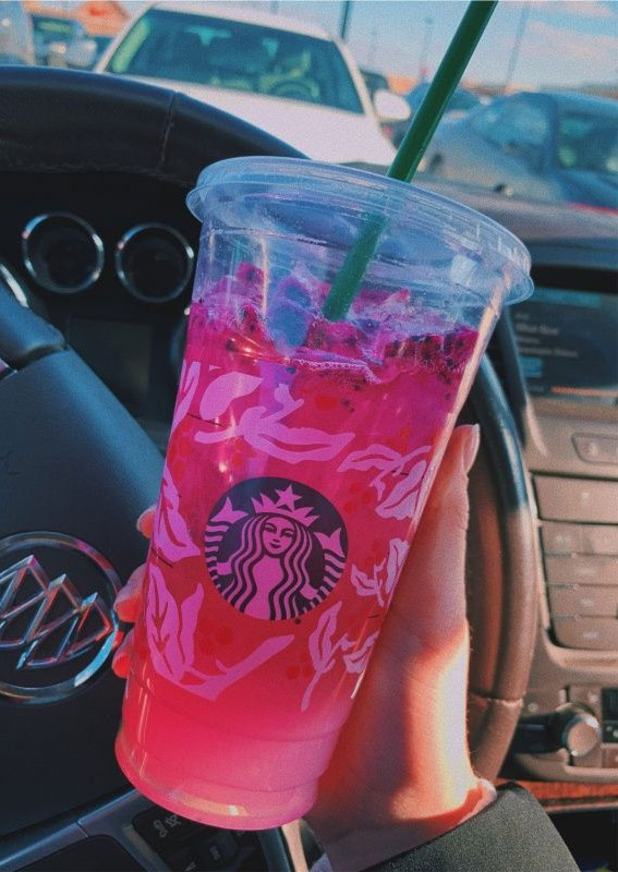 pink dragon drink starbucks, starbucks drink, dragon drink starbucks, starbucks aesthetic drinks, strawberry acai refresher starbucks, starbucks aesthetic,