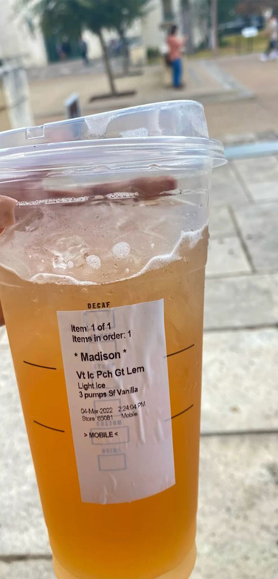 50+ Starbucks Drinks For Your Next Order : Iced Peach Green Tea Lemonade