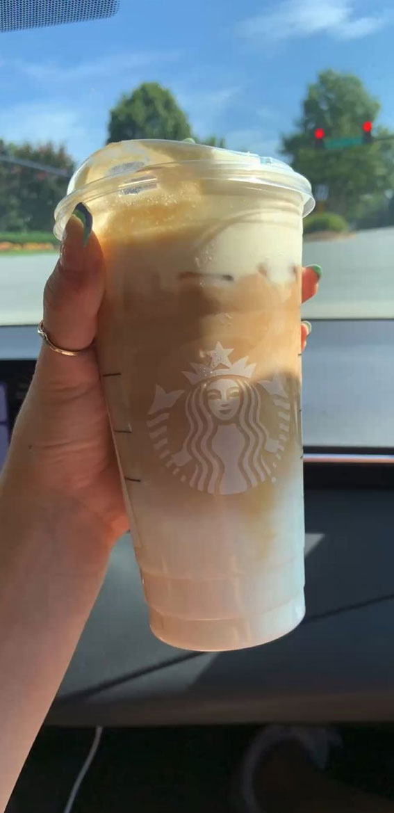 50+ Starbucks Drinks For Your Next Order : Iced Blonde Espresso Macchiato