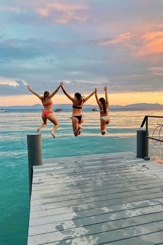 Embrace the Beauty of an Aesthetic Summer : Jump into the sea
