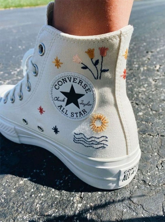 Embrace the Beauty of an Aesthetic Summer : Converse