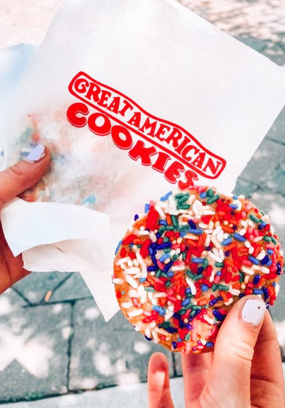 Embrace the Beauty of an Aesthetic Summer : Colorful Sprinkle on Cookie