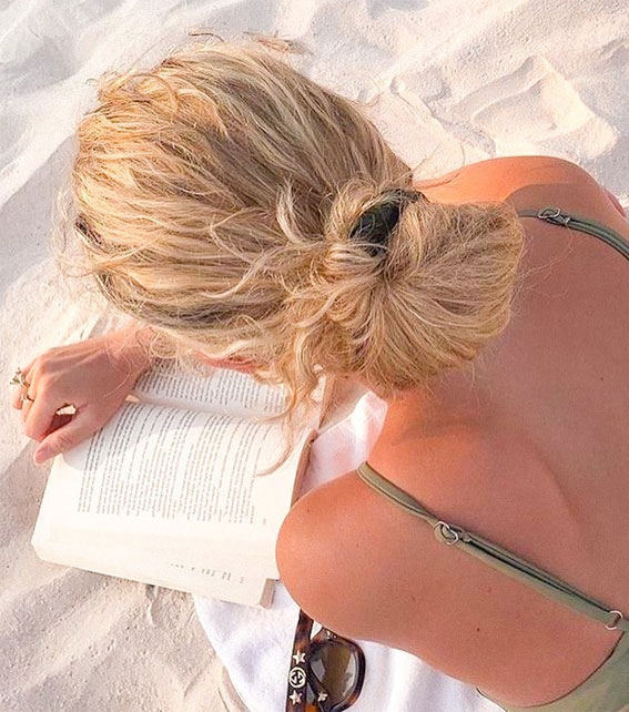 Embrace the Beauty of an Aesthetic Summer : Messy updo for beach day