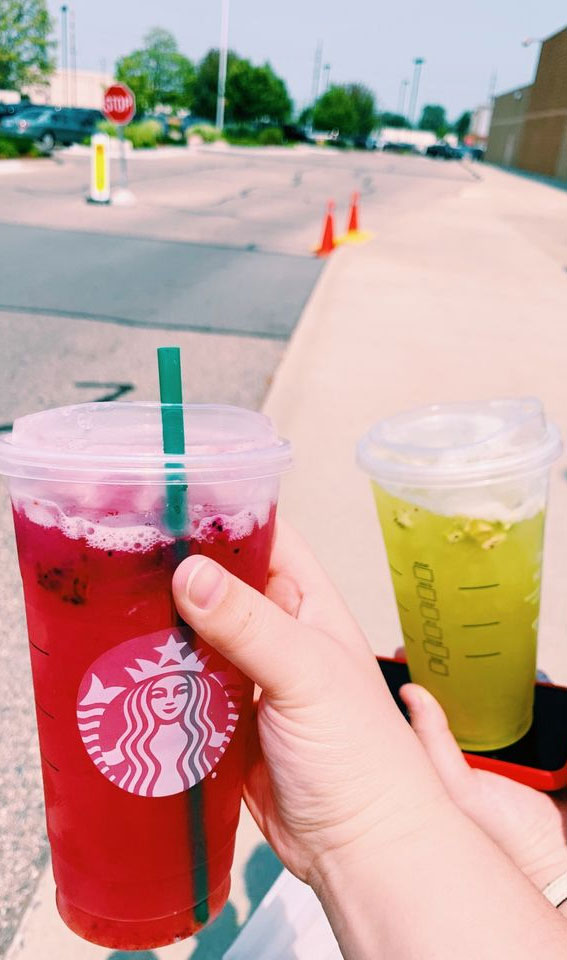 50 Mix n Match Flavors Starbucks Creations : Green & Strawberry Refresher