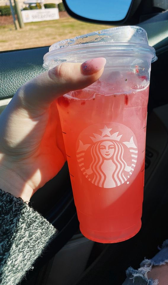 50 Mix n Match Flavors Starbucks Creations : Refresher Strawberry Acai