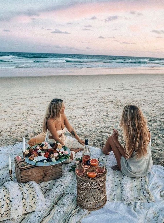 Discovering the Essence of Aesthetic Summer : Boho Style Picnic on The Beach