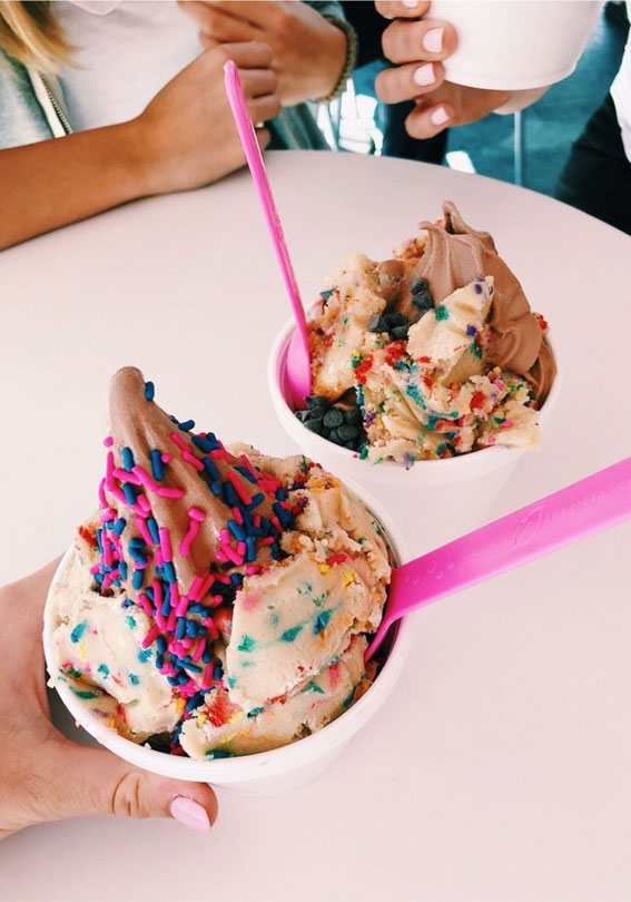 50+ Food Snapchat That Makes Your Mouth Watering : Cookie Dough Ice Cream