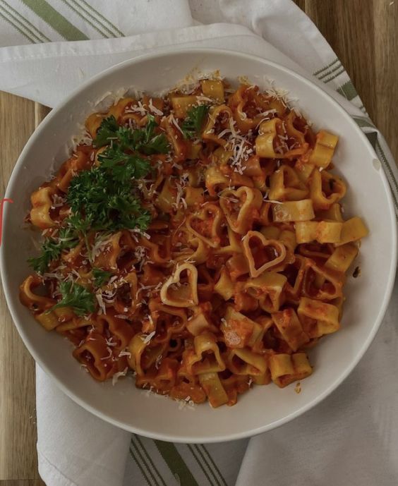 50 Pasta Aesthetic Dishes From An Elegant Dinner To A Cozy Meal : Heart Shape Pasta