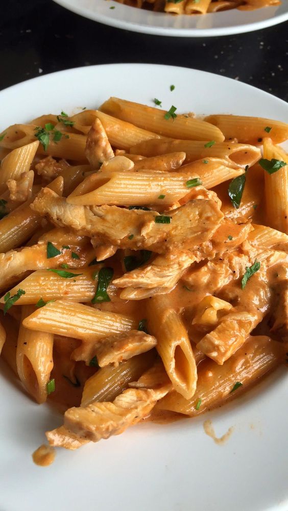 50 Pasta Aesthetic Dishes From An Elegant Dinner To A Cozy Meal : Creamy  Penne 1 - Fab Mood