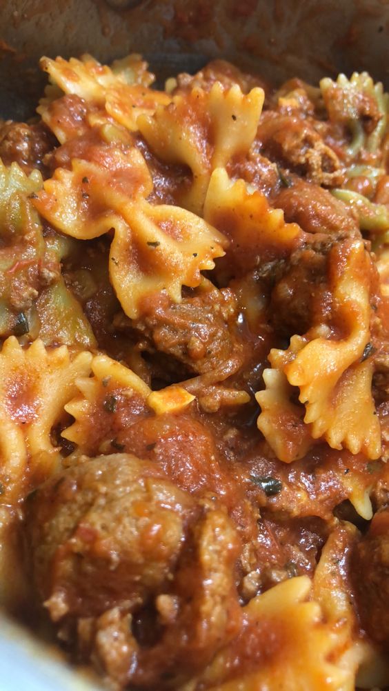 50 Pasta Aesthetic Dishes From An Elegant Dinner To A Cozy Meal : Butterflies Pasta with Ragu Sauce