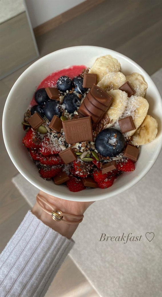 Irresistible Food Cravings Unveiled : Bowl of Fruit & Chocolate