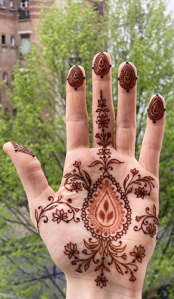 59 Timeless Pattern and Artistry Henna Designs : Floral Celestial Wonders