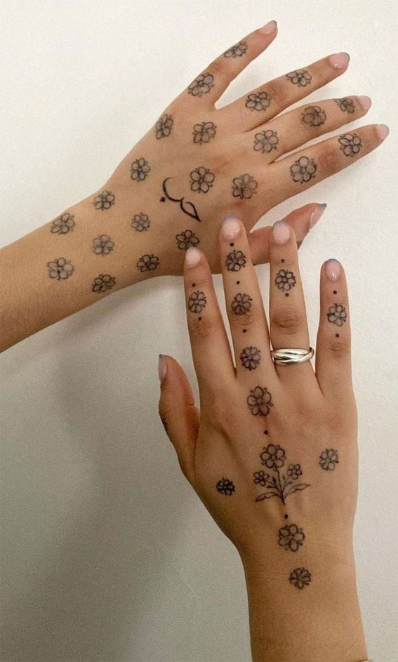 59 Timeless Pattern and Artistry Henna Designs : Arabic & Floral Scatters
